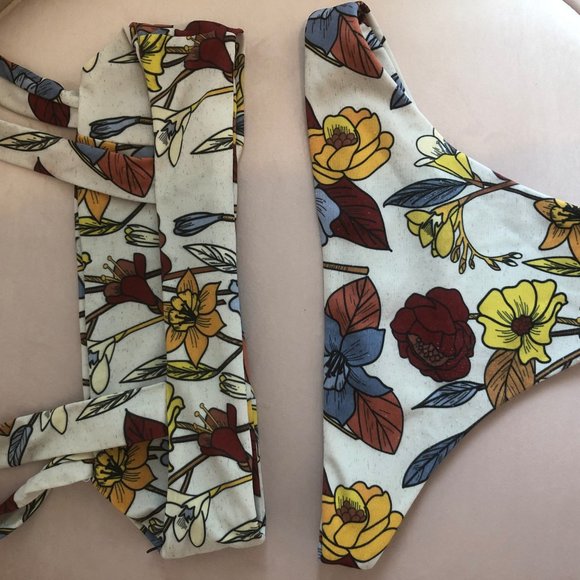 Stone Fox Swim Wildflower Bikini Set - Picture 3 of 6